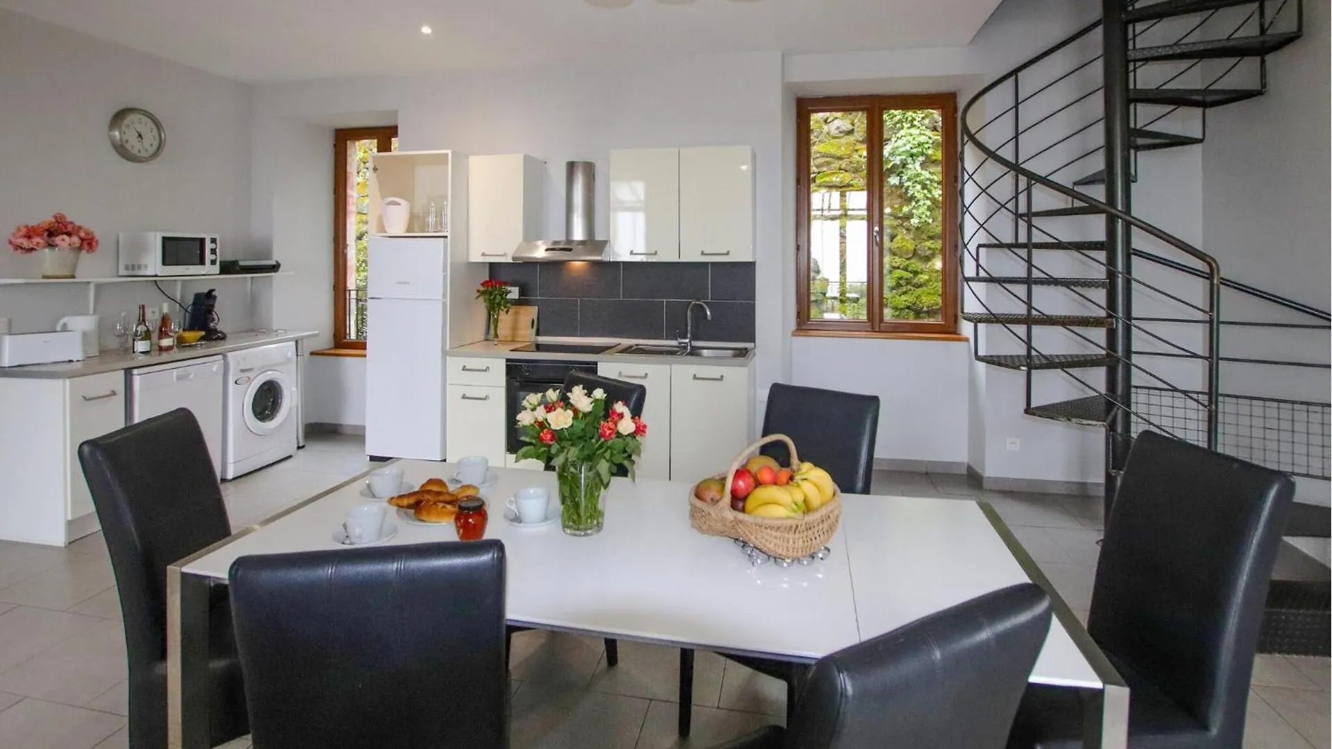 Awesome Home In Privas With Sauna Fransa